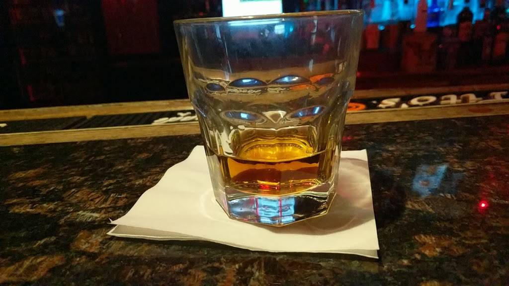 Jumps Bar | restaurant | 13180 Westpark Dr # 301, Houston, TX 77082, USA | 7134749390 OR +1 713-474-9390