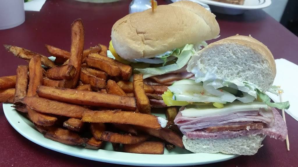 Northgate Diner | restaurant | 3541 NE Jacksonville Rd, Ocala, FL 34479, USA | 3524010900 OR +1 352-401-0900