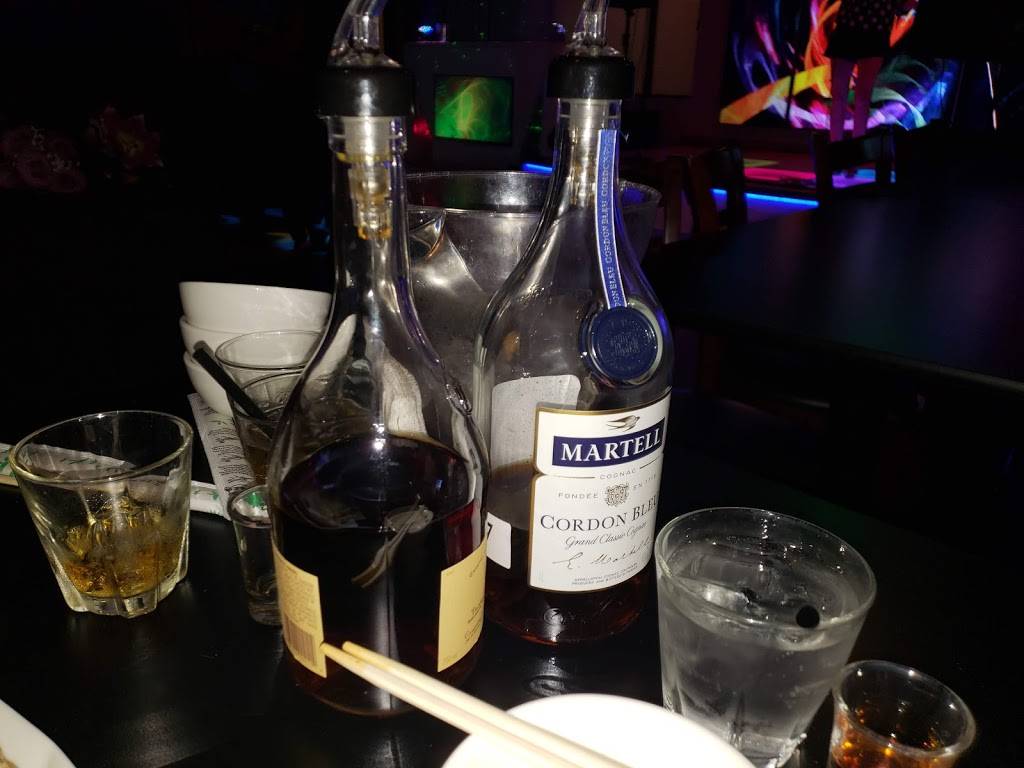 Cordon Blue Restaurant and Lounge | restaurant | 15380 Beach Blvd #A, Westminster, CA 92683, USA | 7148867310 OR +1 714-886-7310