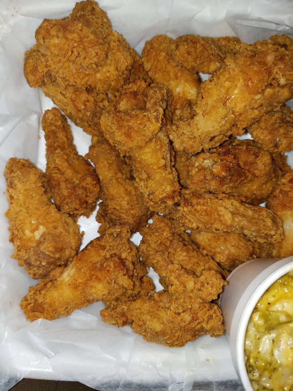 Kings Fast Food Chicken | restaurant | 1302 Dixie Hwy, Louisville, KY 40210, USA | 5027763013 OR +1 502-776-3013