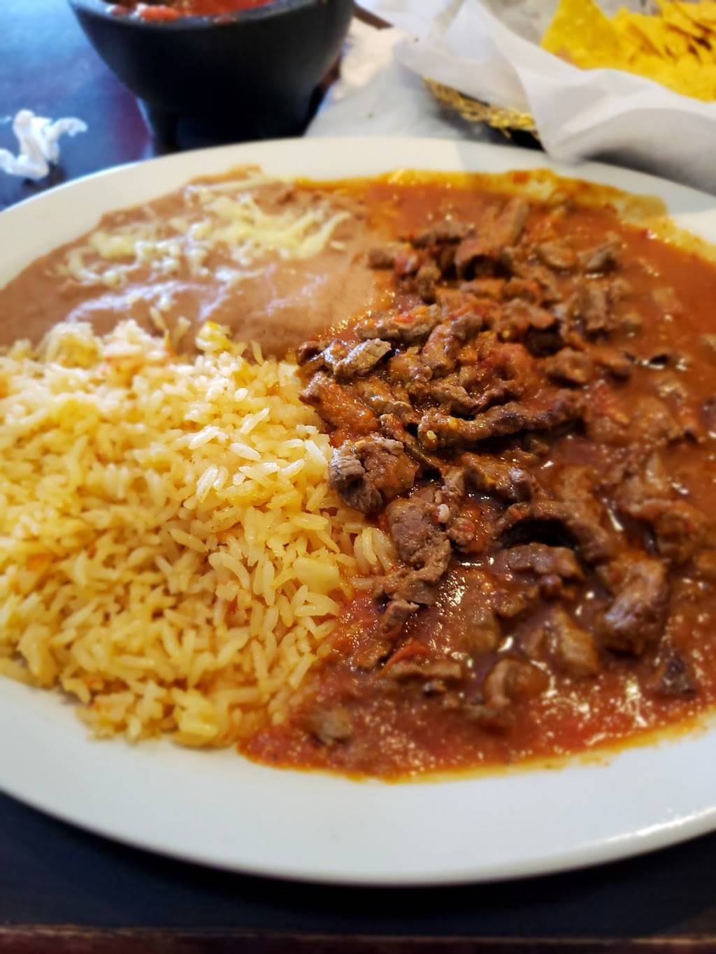 El Sombrero | restaurant | 7066 Charlotte Pike, Nashville, TN 37209, USA | 6153532100 OR +1 615-353-2100