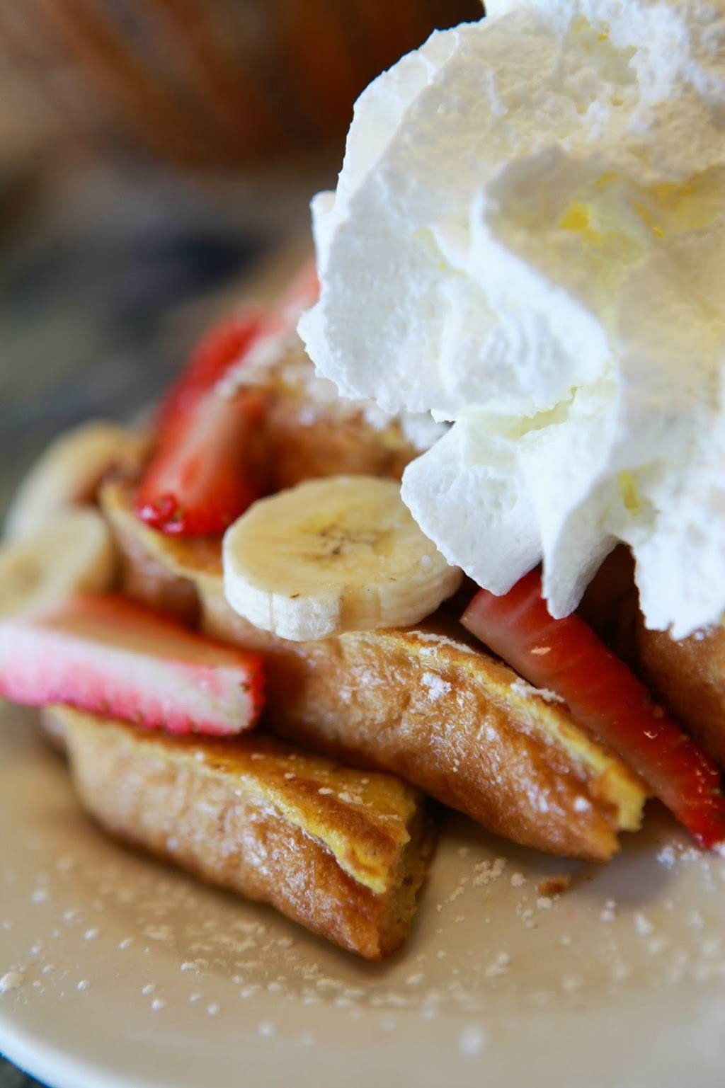 Peachs Restaurants - Holmes Beach | restaurant | 3240 E Bay Dr, Holmes Beach, FL 34217, USA | 9417790738 OR +1 941-779-0738