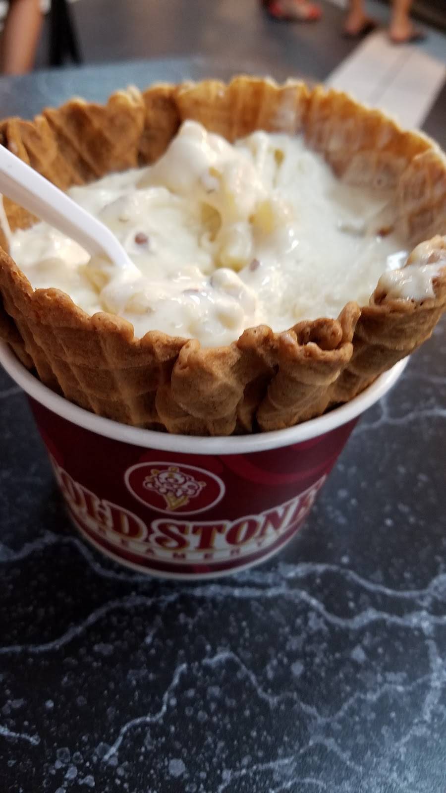 Cold Stone Creamery | bakery | 913 Dana Dr Ste 3D, Redding, CA 96003, USA | 5307221070 OR +1 530-722-1070