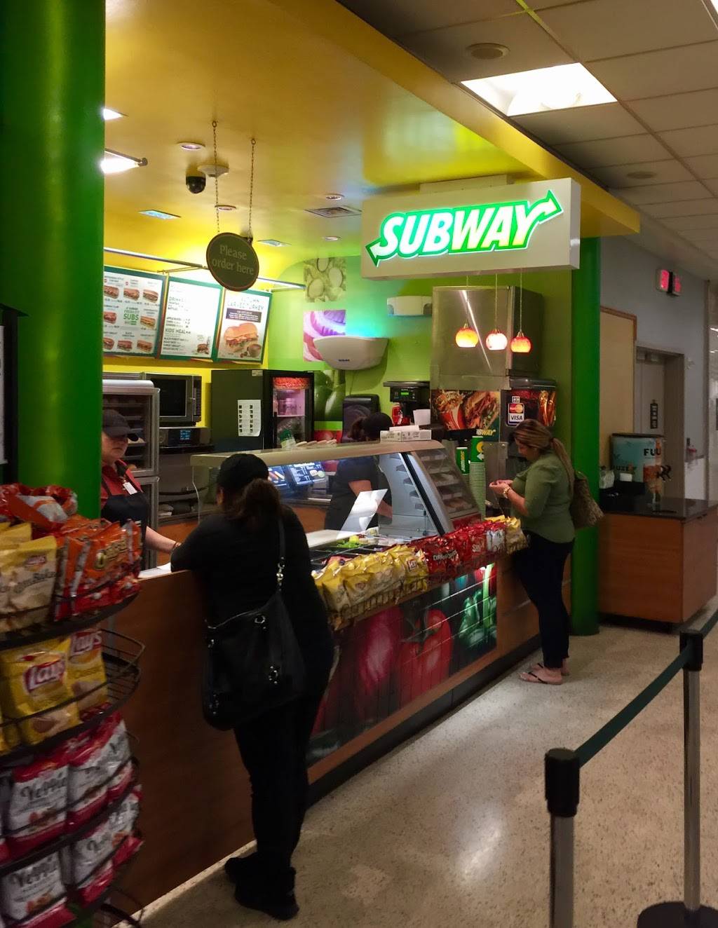 Subway | restaurant | 2800 S Terminal Rd, Houston, TX 77032, USA | 2812337664 OR +1 281-233-7664