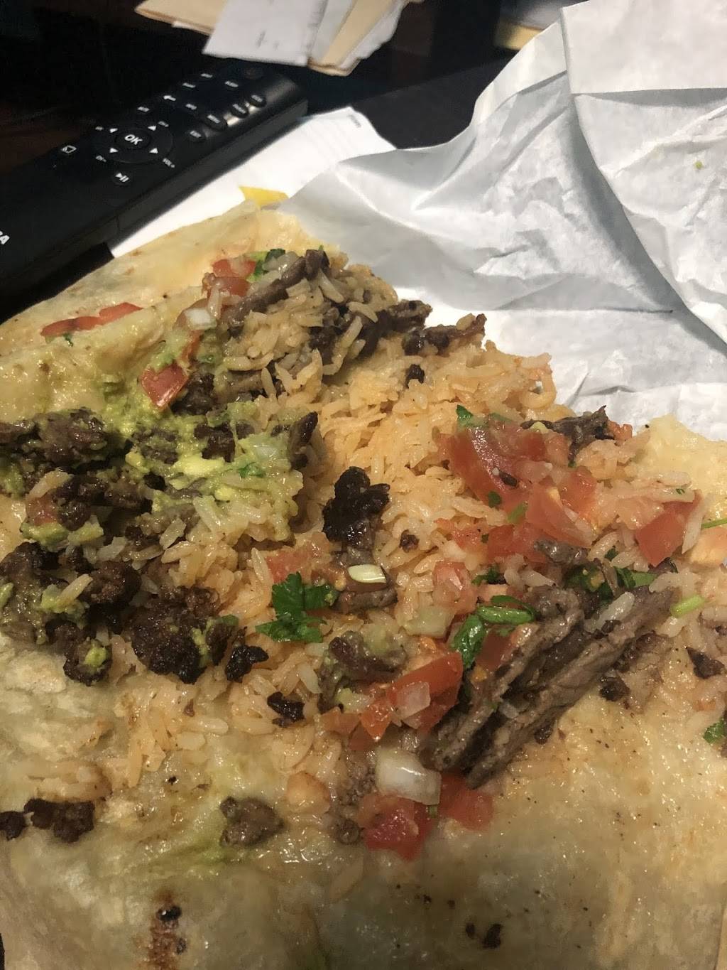 Hilbertos Mexican Food | restaurant | 836 Euclid Ave, National City, CA 91950, USA | 6194753308 OR +1 619-475-3308