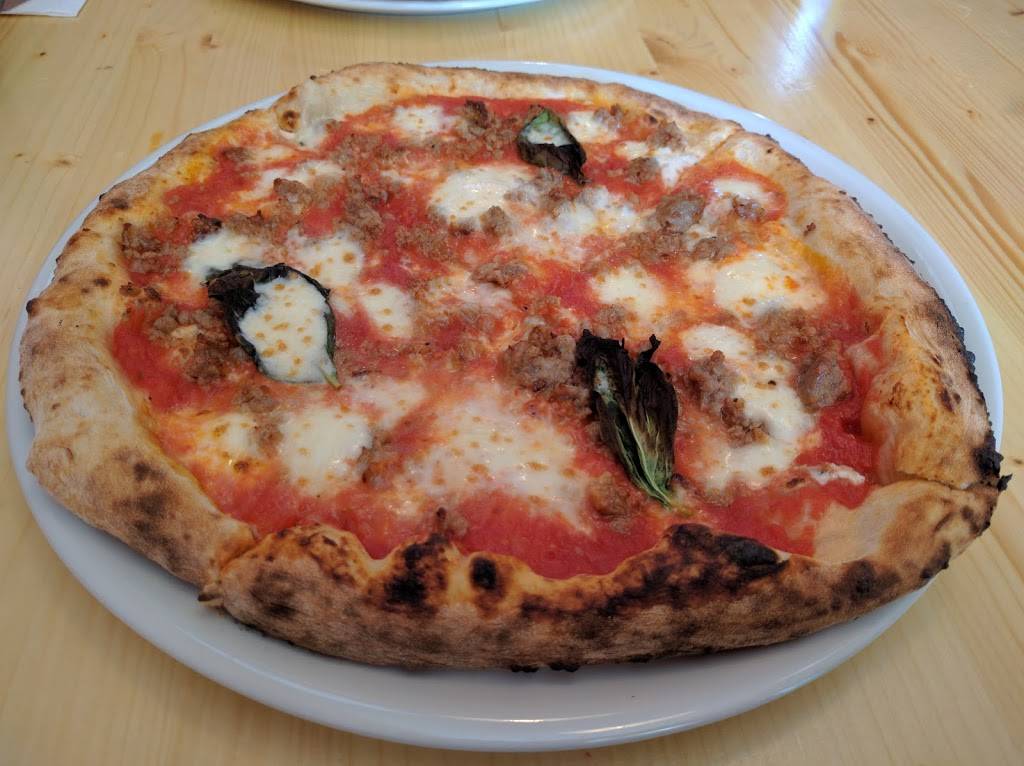 Naples Street Food | restaurant | 2531, 970 Hempstead Turnpike, Franklin Square, NY 11010, USA | 5166734630 OR +1 516-673-4630