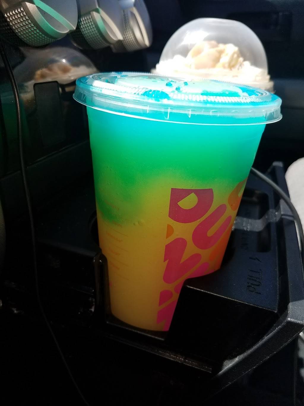 Dunkin | bakery | 4200 W King St, Cocoa, FL 32926, USA | 3218772205 OR +1 321-877-2205