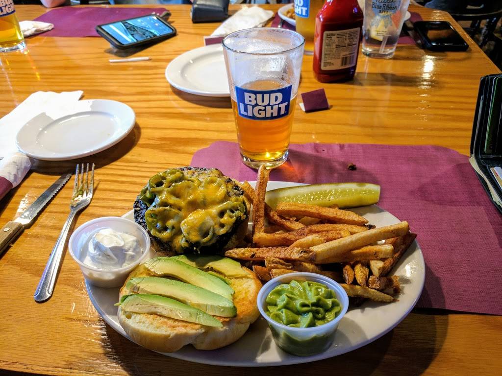 Rose Garden Restaurant & Pub | restaurant | 16 Milford St, Upton, MA 01568, USA | 5085297776 OR +1 508-529-7776