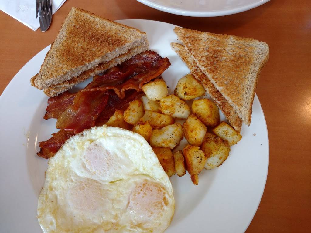 R Corner Diner | restaurant | 2386 Haines Rd, Mississauga, ON L4Y 1Y6, Canada | 9052680787 OR +1 905-268-0787