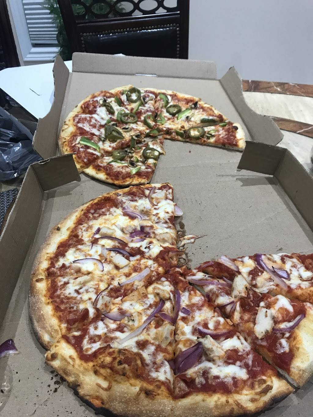 The House of Pizzeria | restaurant | 2062 Liverpool Rd, Pickering, ON L1X 1E2, Canada | 9058393636 OR +1 905-839-3636