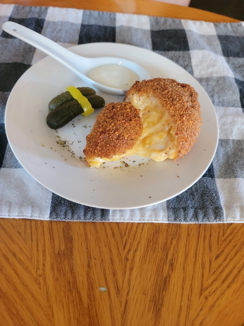 Gobblers Roost | restaurant | 24327 E Old Town Rd, Nevada, MO 64772, USA | 4174484853 OR +1 417-448-4853