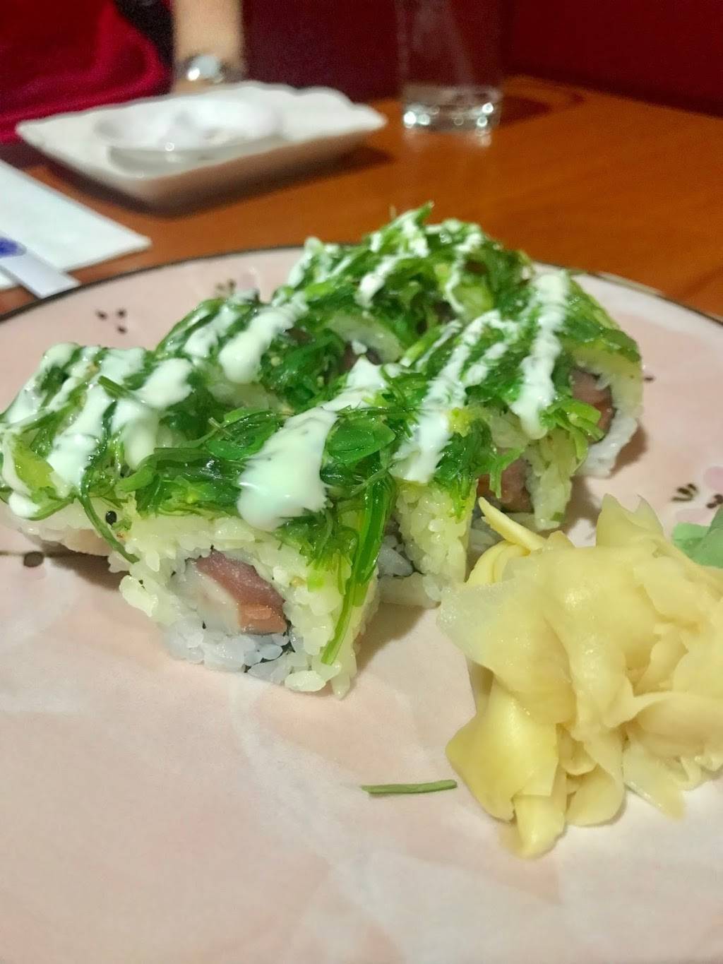 OiShii | restaurant | # M, 1129 Weaver Dairy Rd, Chapel Hill, NC 27514, USA | 9199327002 OR +1 919-932-7002