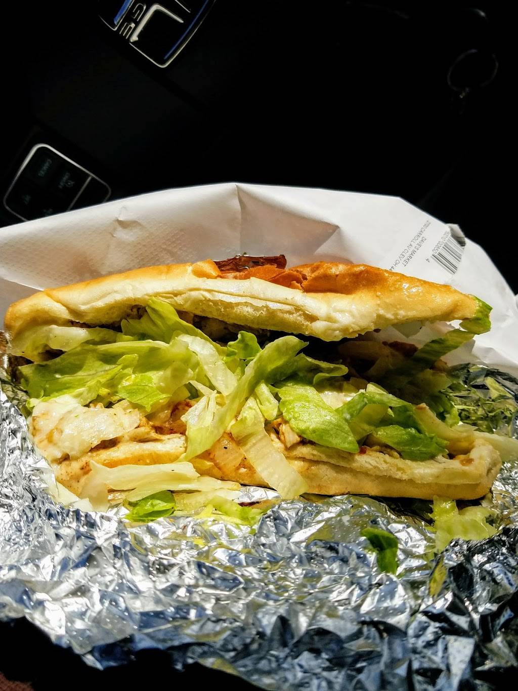 Mahas Falafil | restaurant | 1979 W 25th St, Cleveland, OH 44113, USA | 4405525380 OR +1 440-552-5380