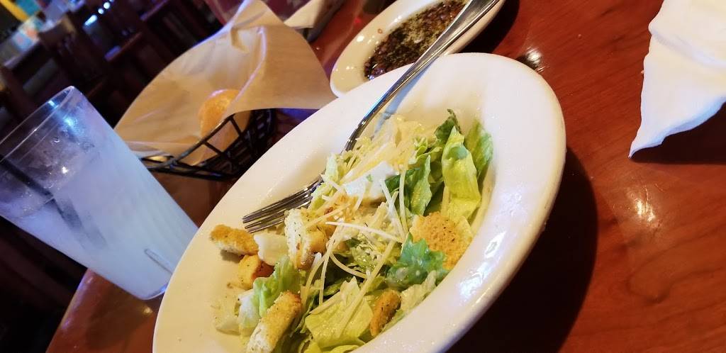 Johnny Carinos | restaurant | Service Rd, 9500 S IH 35 Frontage Rd #2, Austin, TX 78748, USA | 5122921658 OR +1 512-292-1658