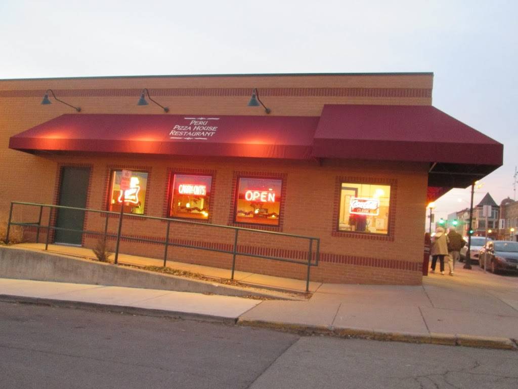 Peru Pizza House Restaurant | restaurant | 1702 4th St, Peru, IL 61354, USA | 8152237408 OR +1 815-223-7408