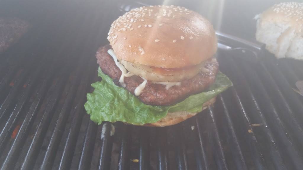 RubillyHills Charbroiled Hamburgers and More | restaurant | 6972, Av. Rosarito Fraccionamiento, El Rubi, 22180 Tijuana, B.C., Mexico | 016645961605 OR +52 664 596 1605