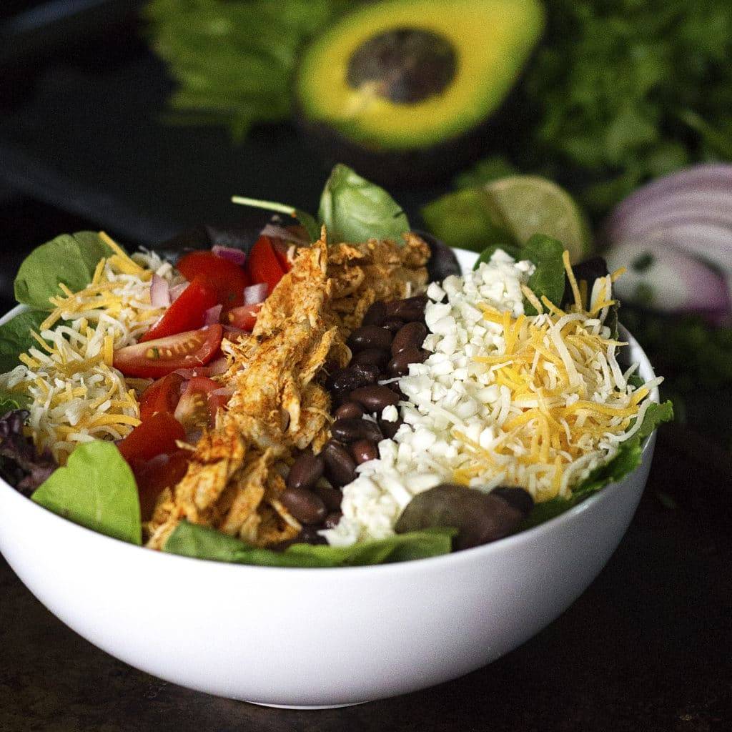 Chloes Salades & Cafe | restaurant | 4175 Rue Jean-Talon O, Montréal, QC H4P 1W6, Canada | 5144764175 OR +1 514-476-4175