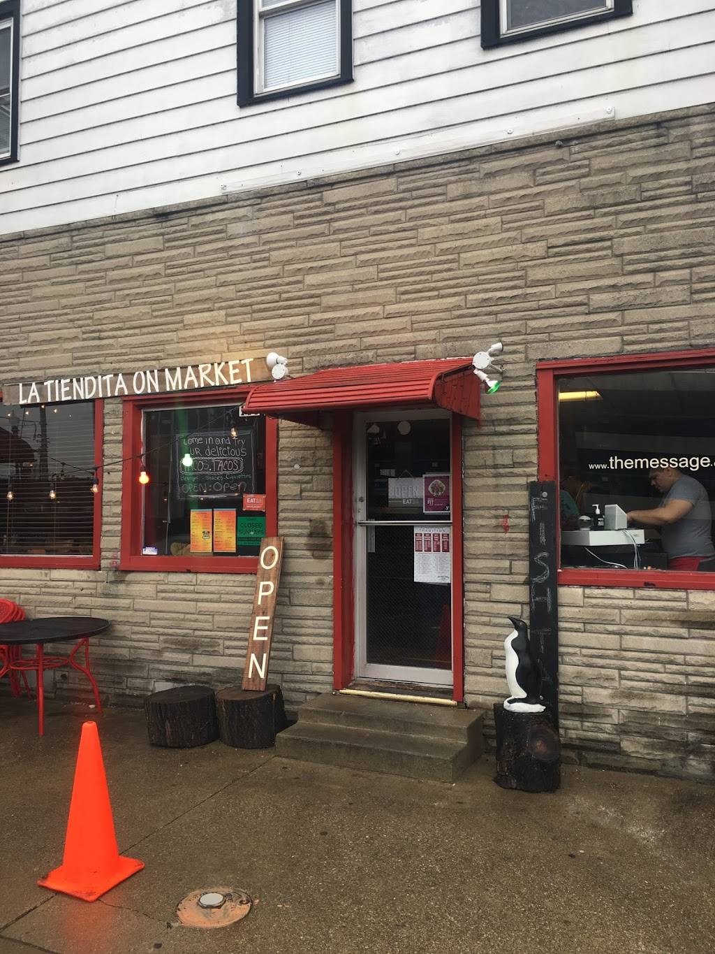 La Tiendita On Market | restaurant | 111 W Market St, New Albany, IN 47150, USA | 8126712612 OR +1 812-671-2612