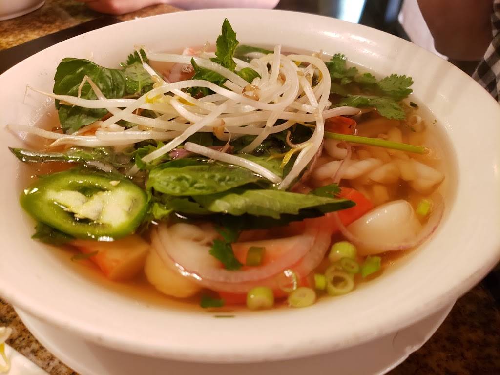 Viet Huong | restaurant | 930 Old Monrovia Rd NW, Huntsville, AL 35806, USA | 2568900104 OR +1 256-890-0104
