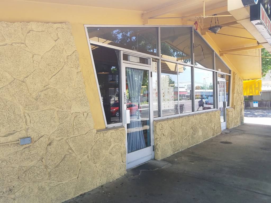 Pho Bac Noodle Palace | restaurant | 1100 McHenry Ave, Modesto, CA 95350, USA | 2095795899 OR +1 209-579-5899