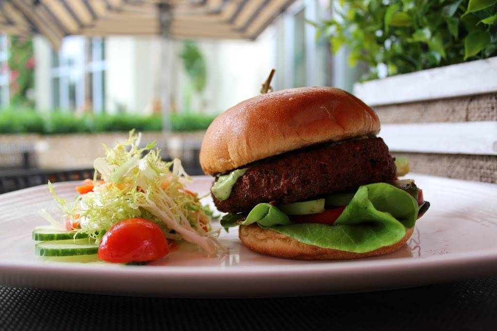 Manor | restaurant | 600 Okeechobee Blvd, West Palm Beach, FL 33401, USA | 5612316104 OR +1 561-231-6104