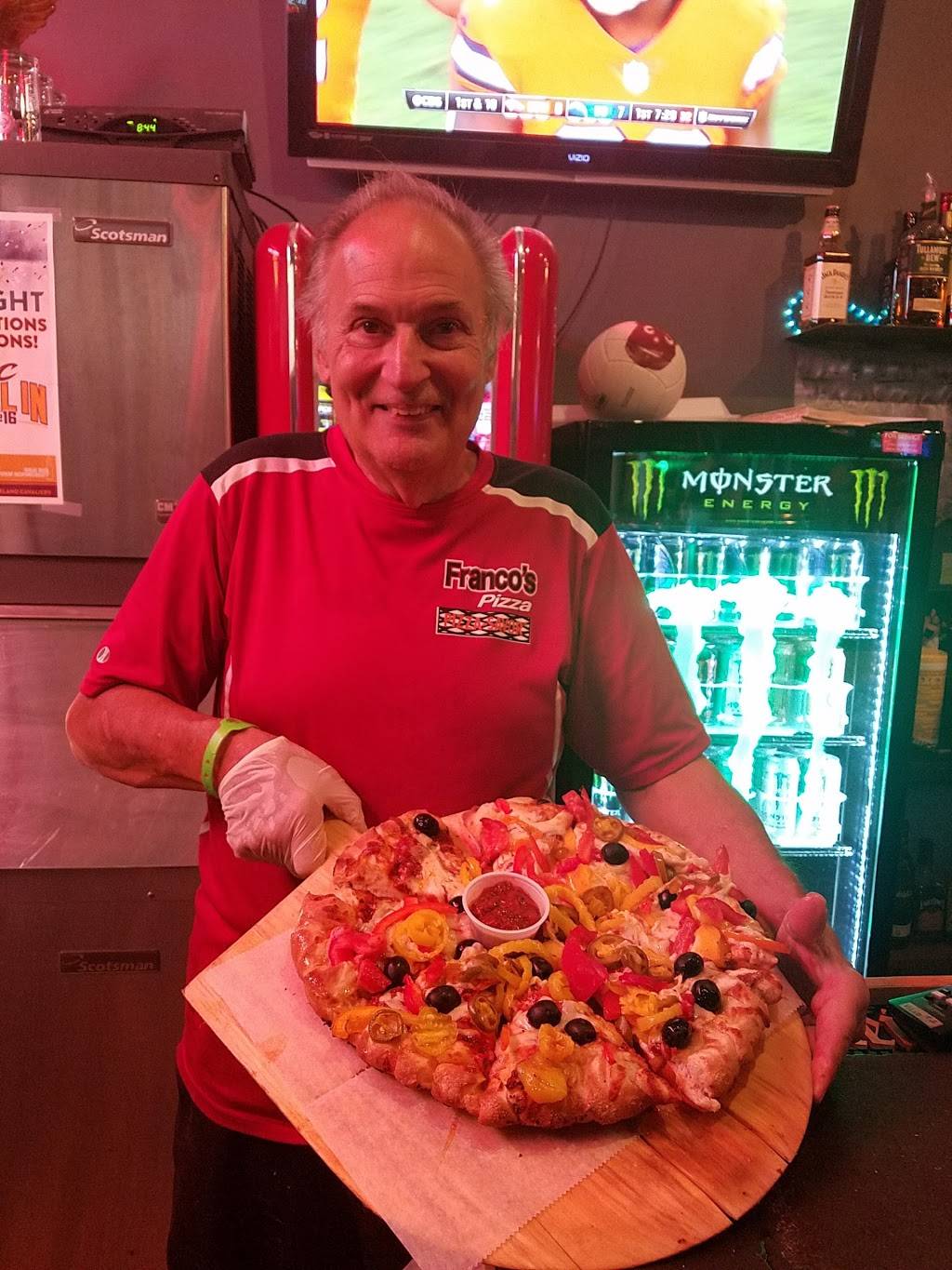 Mulberrys | restaurant | 2316 Mulberry Ave, Cleveland, OH 44113, USA | 2164434843 OR +1 216-443-4843