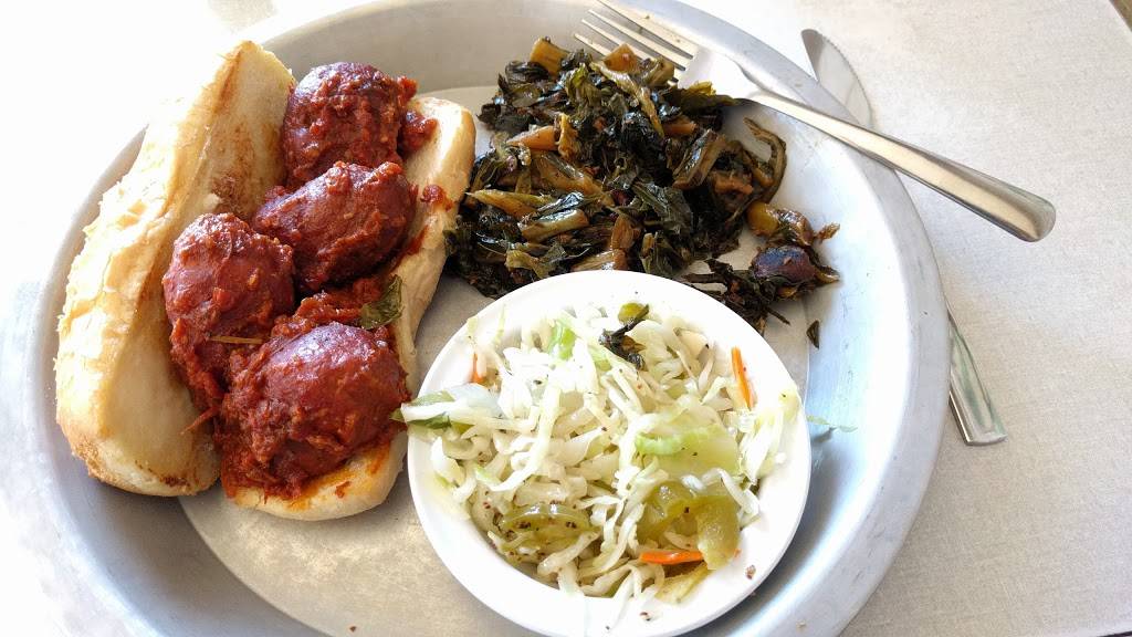 12 Bones Smokehouse RIVER | restaurant | 5 Foundy Street Suite 10 Suite 10, Asheville, NC 28801, USA | 8282534499 OR +1 828-253-4499