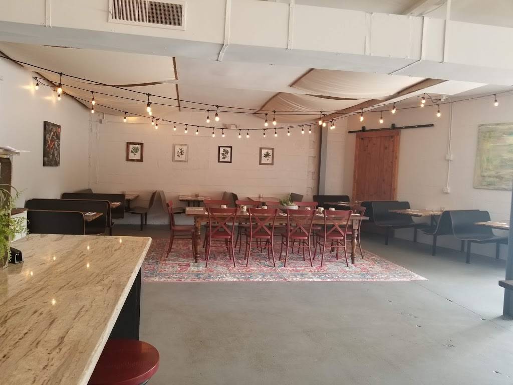 Ash Neighborhood Bar & Grill | restaurant | 705 Oak Grove Rd, Homewood, AL 35209, USA | 2055589401 OR +1 205-558-9401