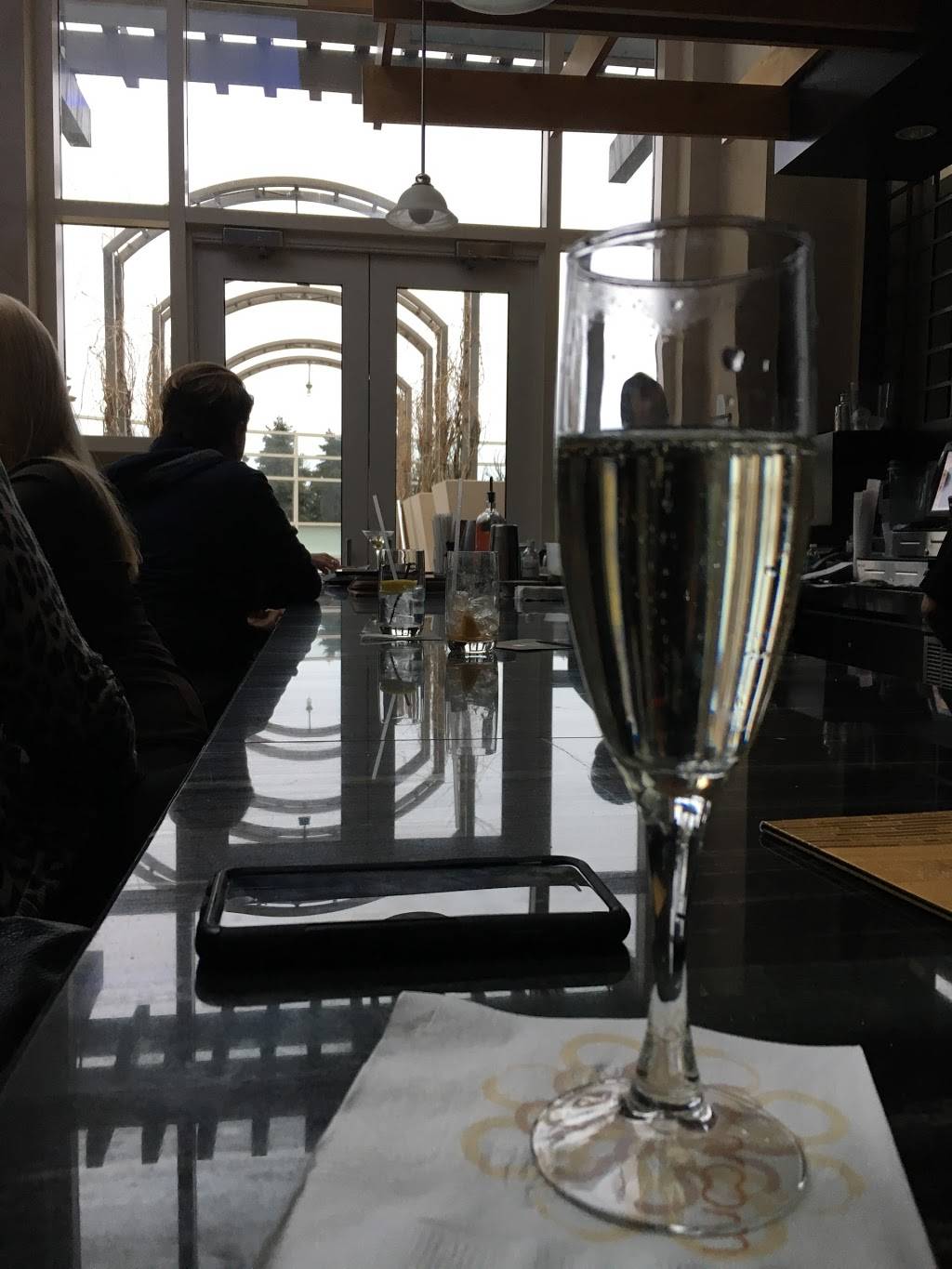 Sunroom Lounge | night club | 1 Borgata Way, Borgata Hotel, Casino & Spa, Atlantic City, NJ 08401, USA | 6093171000 OR +1 609-317-1000