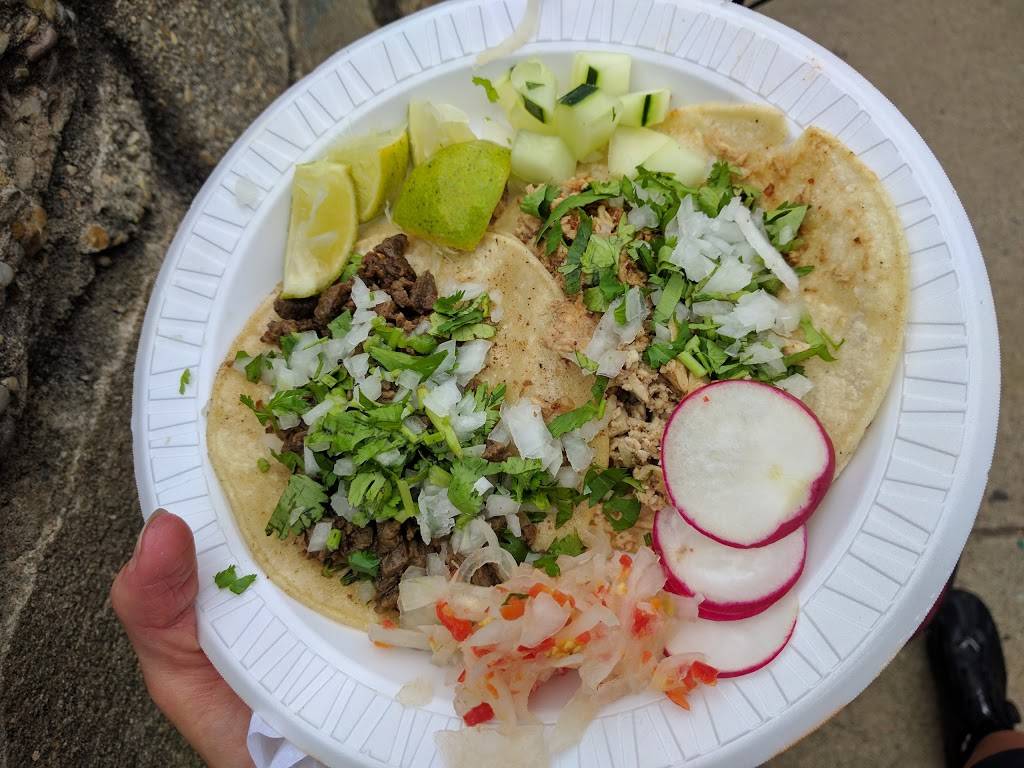 Taco El Chilango | restaurant | 1716-1728 14th St N, Arlington, VA 22209, USA | 5712360355 OR +1 571-236-0355