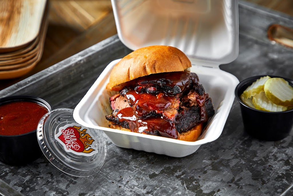 Soul & Smoke - Avondale | restaurant | 3517 N Spaulding Ave, Chicago, IL 60618, USA | 8478592732 OR +1 847-859-2732