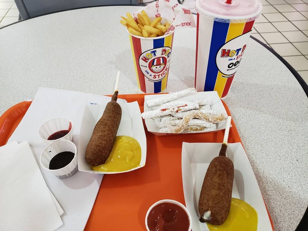 Hot Dog on a Stick | restaurant | West Valley Mall 3200 N. Naglee Road, Sp #185, Tracy, CA 95304, USA | 2098390967 OR +1 209-839-0967