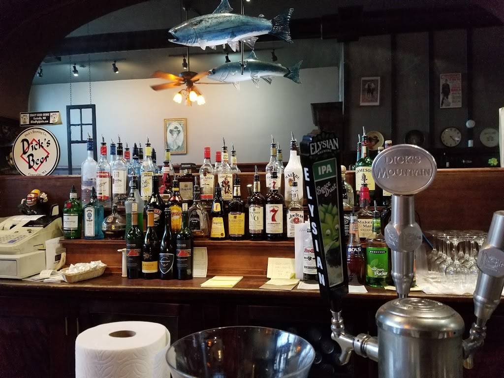 The Shire Bar & Bistro | restaurant | 465 NW Chehalis Ave, Chehalis, WA 98532, USA | 3607483720 OR +1 360-748-3720