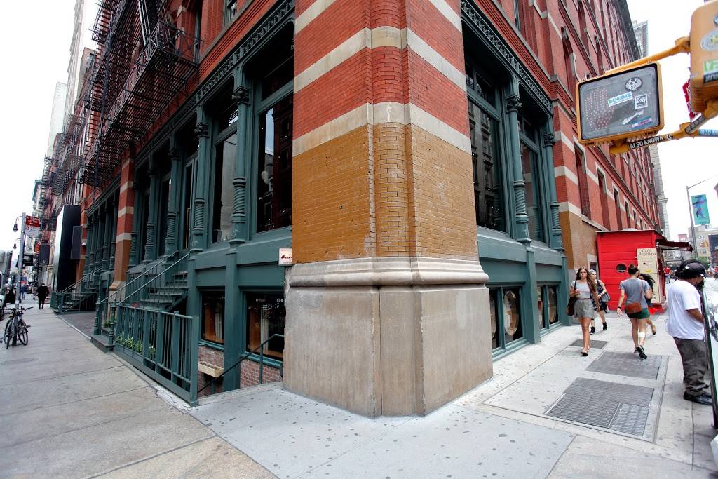 Lure Fishbar | restaurant | 142 Mercer St, New York, NY 10012, USA | 2124317676 OR +1 212-431-7676