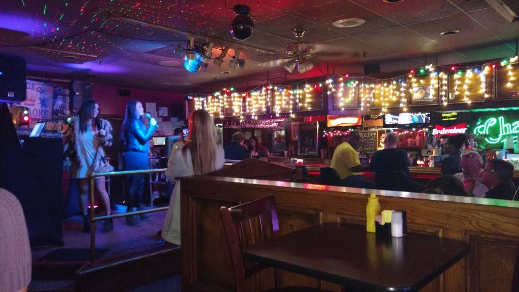 Chaplins | restaurant | 555 S Atlanta St B100, Roswell, GA 30075, USA | 7706426981 OR +1 770-642-6981