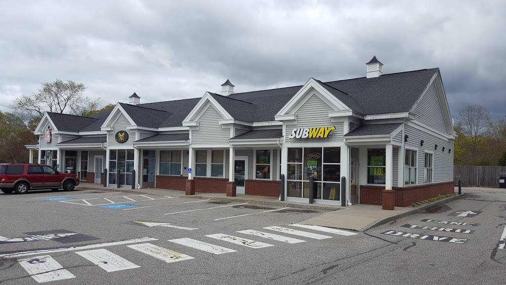 Subway | restaurant | 23 Wells St, North Berwick, ME 03906, USA | 2076768449 OR +1 207-676-8449