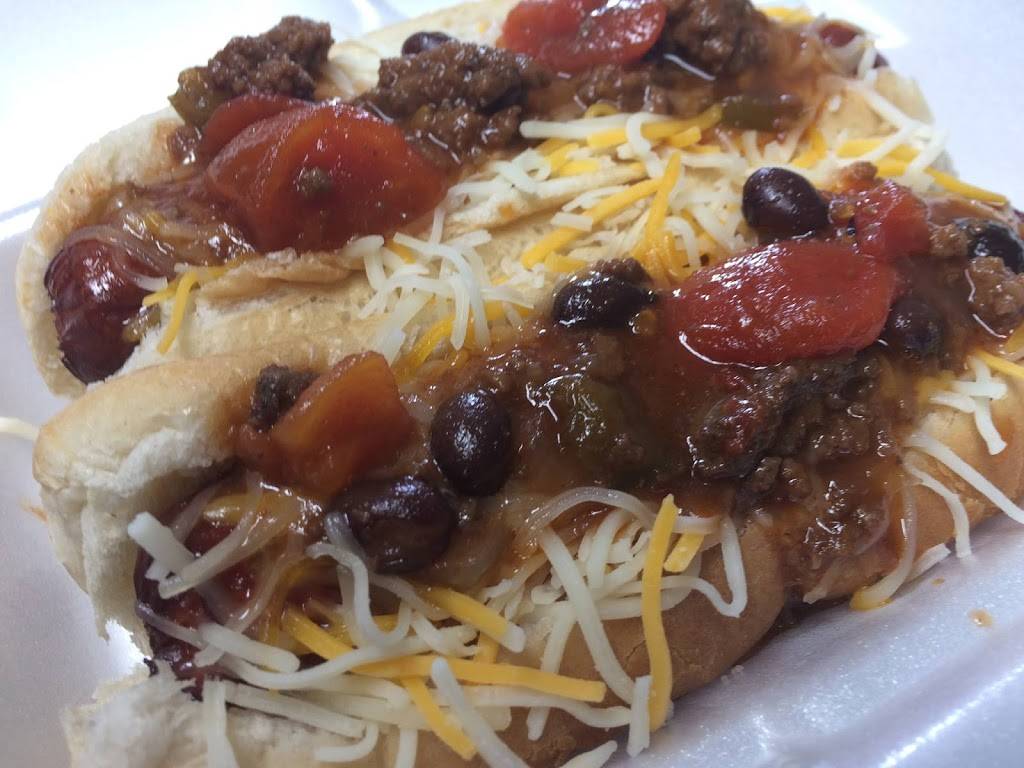 Saucy Sams Mobile Kitchen @ Peggy’s Corral | restaurant | 4511 us highway 41 north, Palmetto, FL 34221, USA | 5704477352 OR +1 570-447-7352