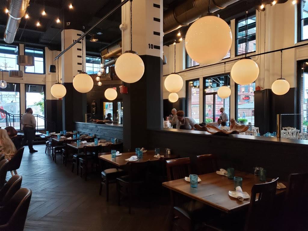 Blackwall Hitch | restaurant | 700 E Pratt St, Baltimore, MD 21202, USA | 4437597176 OR +1 443-759-7176