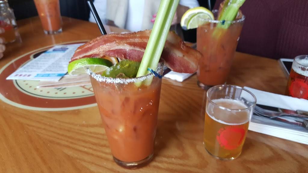 Oscars Pub & Grill | restaurant | 1712 W Pierce St, Milwaukee, WI 53204, USA | 4148101820 OR +1 414-810-1820