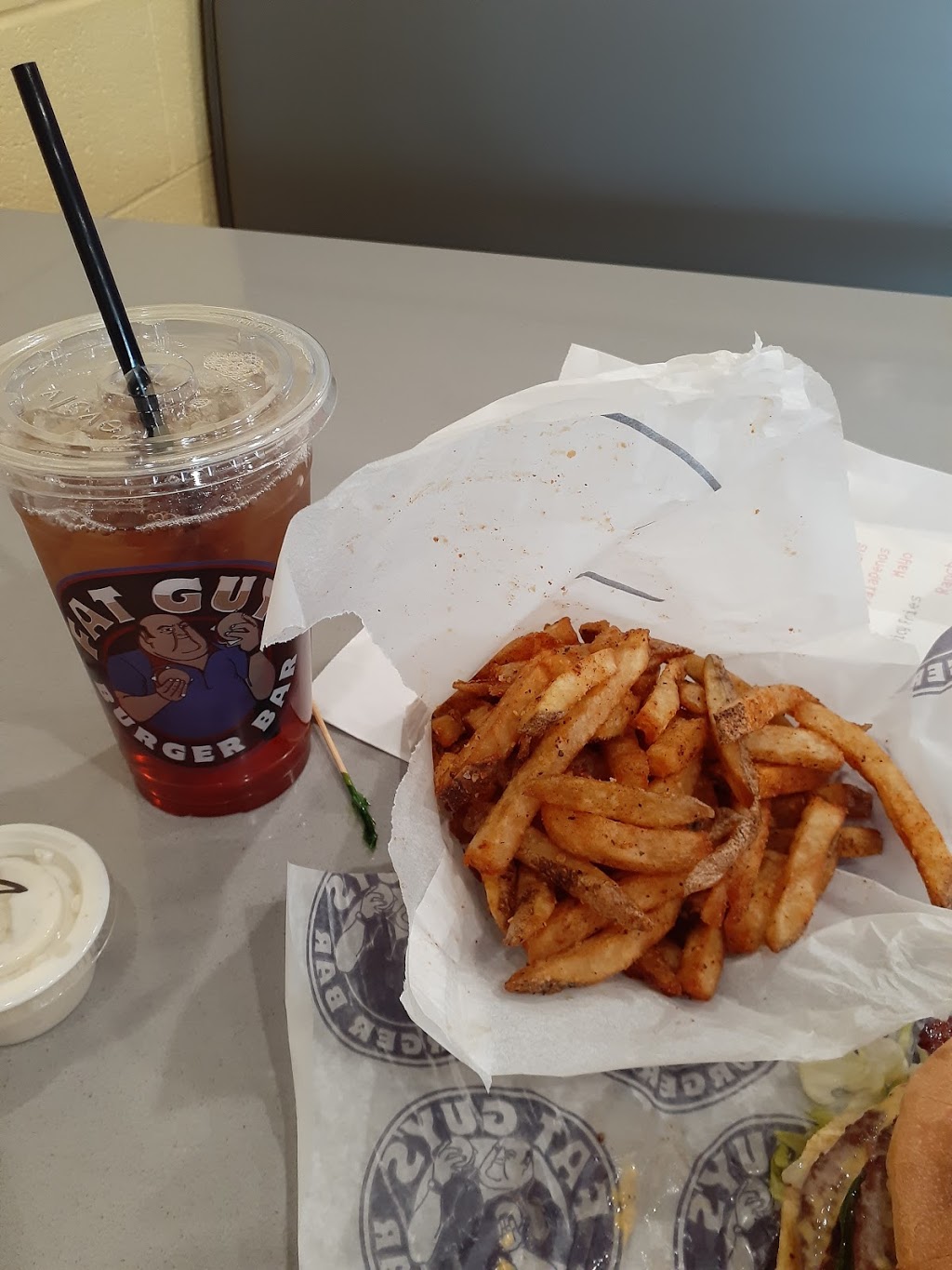 Fat Guys Burger Bar | restaurant | 3948 S Hudson Ave, Tulsa, OK 74135, USA | 9185748870 OR +1 918-574-8870