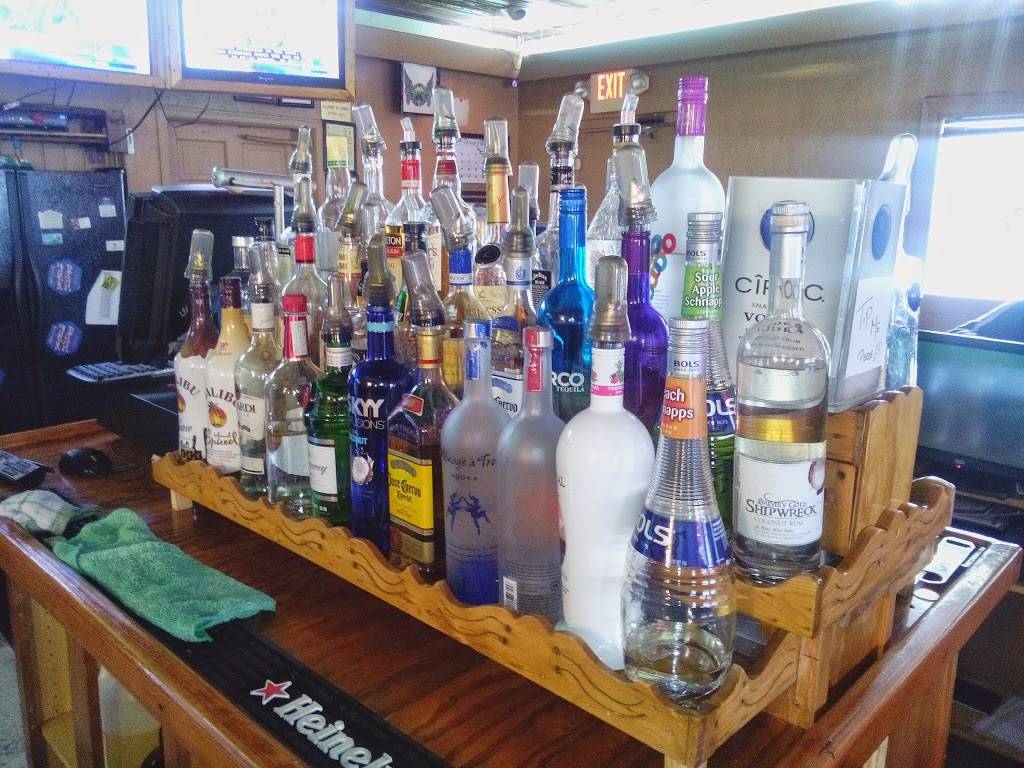 CLIFTONS JAMROCK | restaurant | 426 NW Broad St, Fairburn, GA 30213, USA | 6788335447 OR +1 678-833-5447