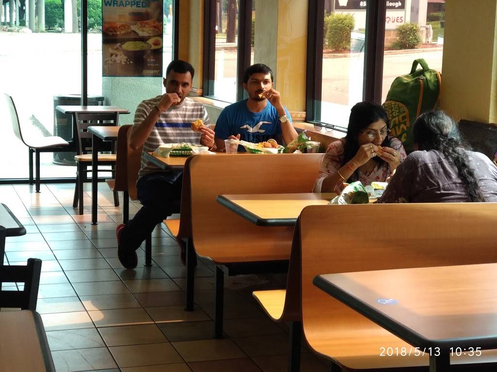 Subway Restaurants | restaurant | 8507 McCullough Avenue, 11 North Star Square Suite D, San Antonio, TX 78216, USA | 2103770918 OR +1 210-377-0918