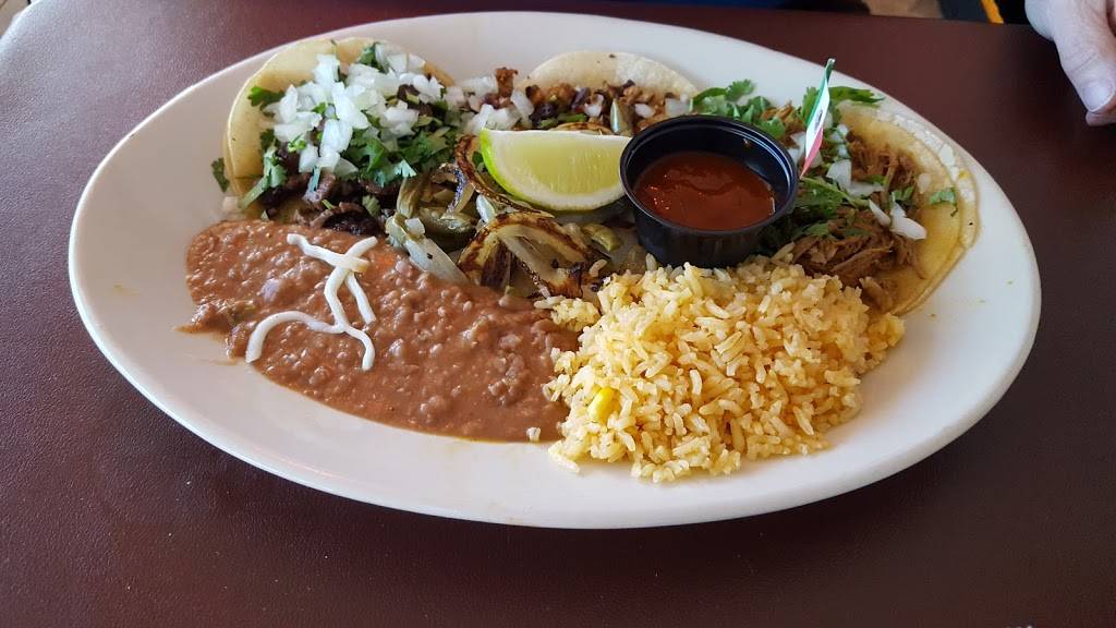 Papaya Mexican Grill | restaurant | 100 W Pioneer Pkwy, Arlington, TX 76010, USA | 6822383073 OR +1 682-238-3073