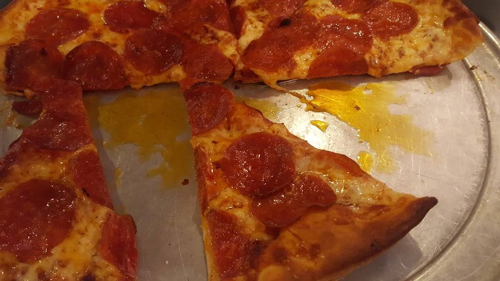 Round Table Pizza | meal delivery | 7943 Greenback Ln, Citrus Heights, CA 95610, USA | 9167264455 OR +1 916-726-4455