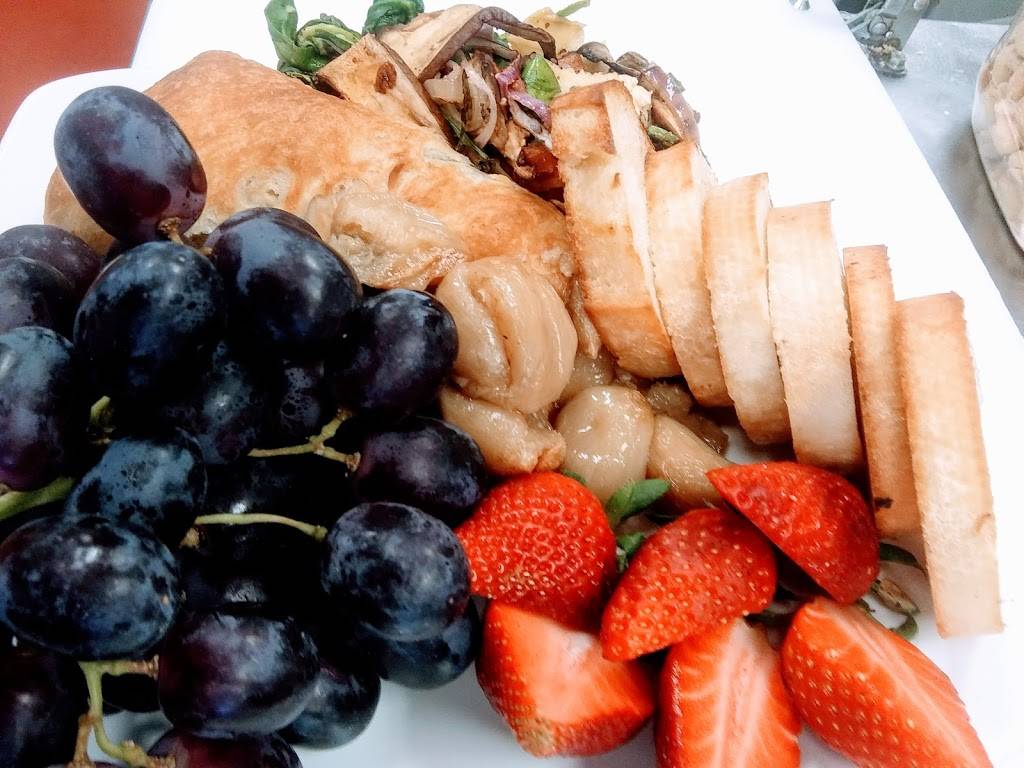 BZ’s Pizza and Italian Kitchen | restaurant | 7856 E Wrightstown Rd, Tucson, AZ 85715, USA | 5205461402 OR +1 520-546-1402