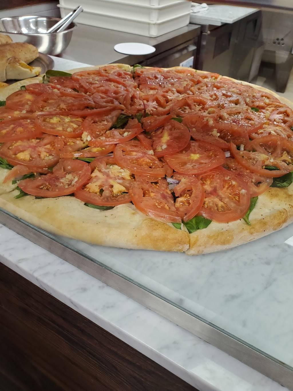 Dantonis Pizza | restaurant | 495 New Rochelle Rd, Bronxville, NY 10708, USA | 9148404100 OR +1 914-840-4100