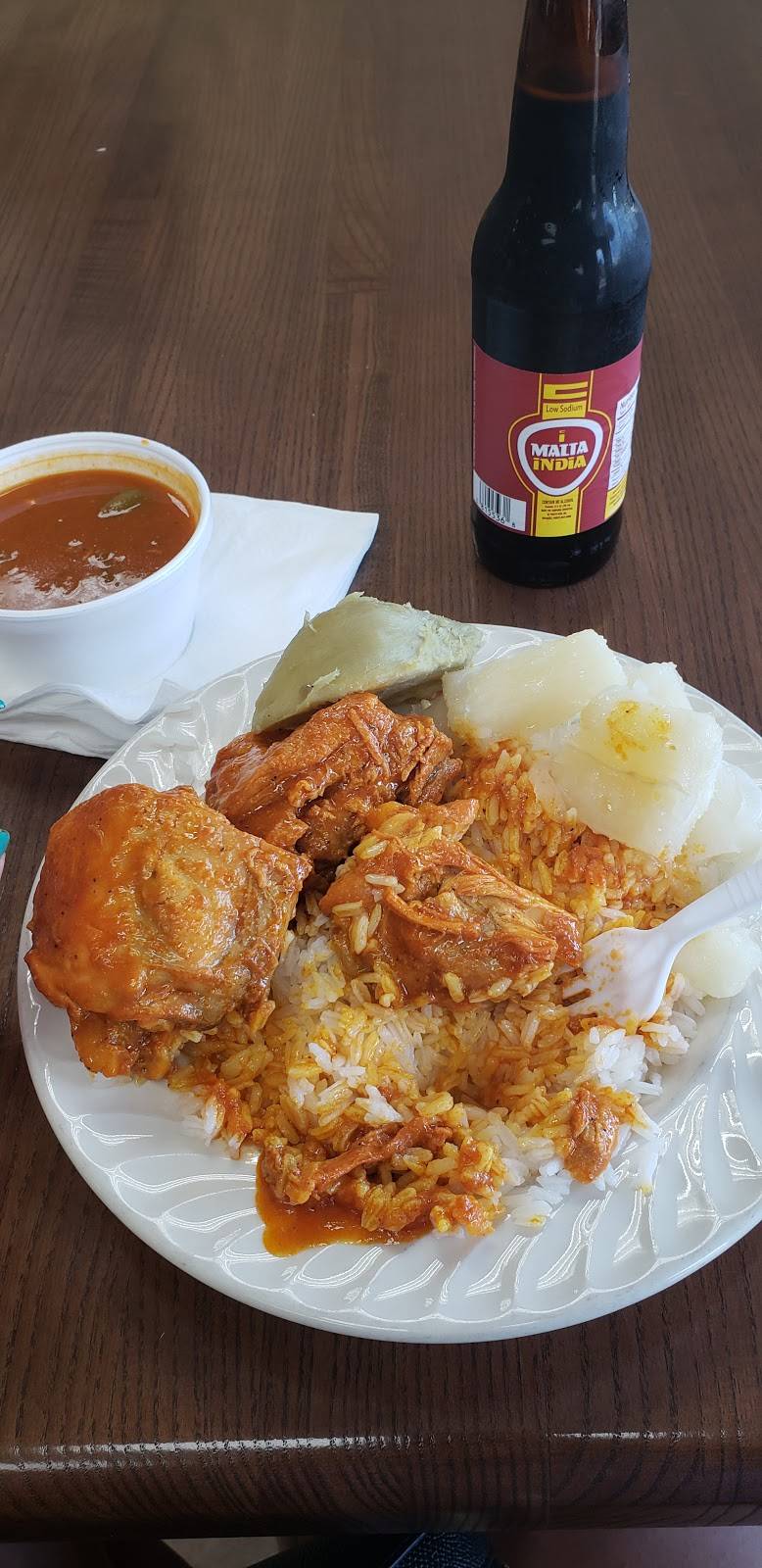 Chicharron Restaurant | restaurant | 494 Central St # 1, Springfield, MA 01105, USA | 4132052188 OR +1 413-205-2188