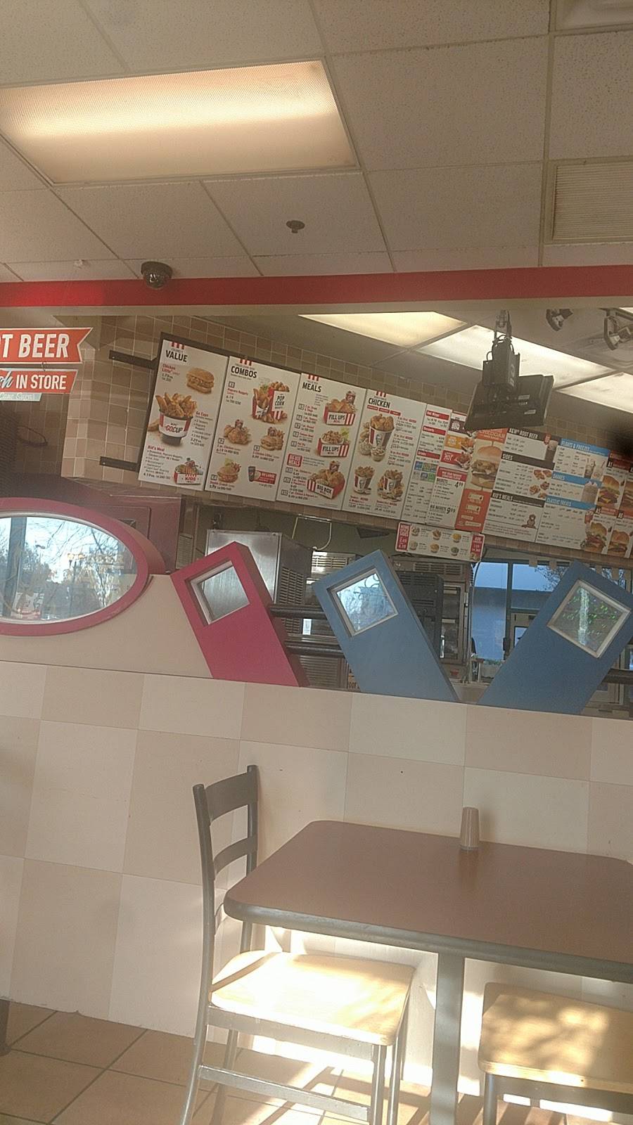 KFC | restaurant | 1560 E F St, Oakdale, CA 95361, USA | 2098472828 OR +1 209-847-2828