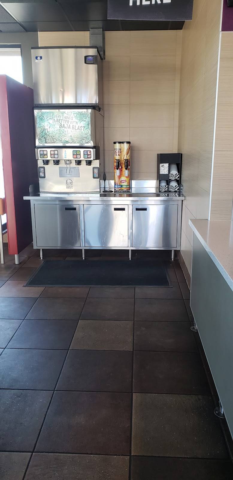 Taco Bell | meal takeaway | 2097 E Florida Ave, Hemet, CA 92544, USA | 9516580960 OR +1 951-658-0960