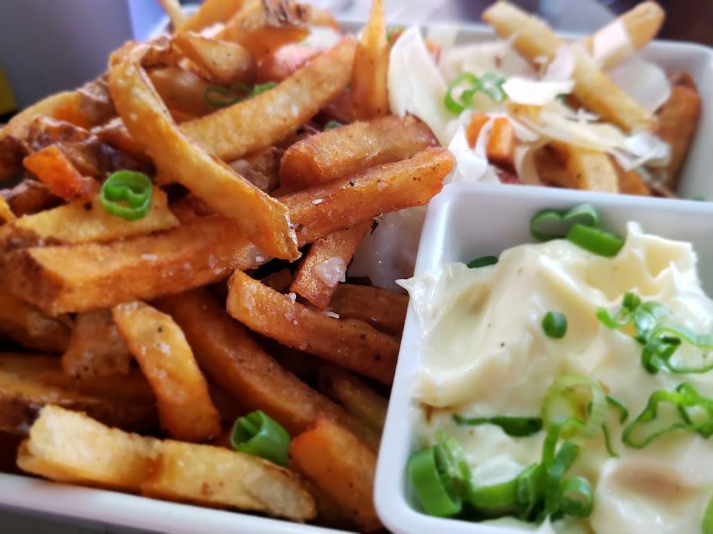 Chefs Table at the Edgewater & Tasting Room | restaurant | 99 W Plant St, Winter Garden, FL 34787, USA | 4072304837 OR +1 407-230-4837